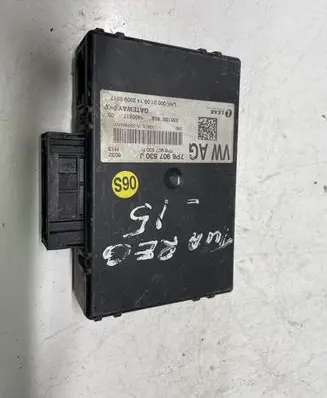 Volkswagen Touareg II Other control units/modules 7P6907530J
