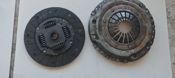 Volkswagen Golf V Clutch set kit 123038510 323028010