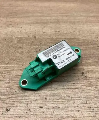 BMW 5 E39 Airbag deployment crash/impact sensor 6910678