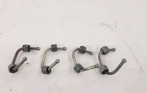 Renault Megane II Fuel injector supply line/pipe