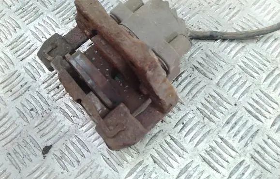 BMW 5 E60 E61 Front brake caliper