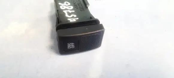 Traction control (ASR) switch