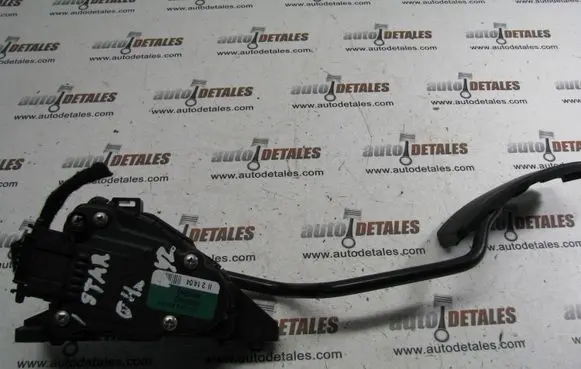 Mitsubishi Space Star Accelerator throttle pedal M865643