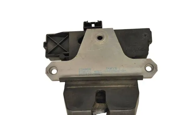 Tailgate/trunk/boot lock/catch/latch