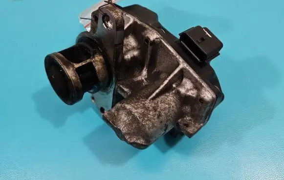 Renault Scenic III - Grand scenic III EGR valve 8201061904 IMPRK1397297