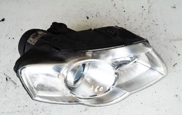 Volkswagen PASSAT B6 Headlight/headlamp 3c0941006