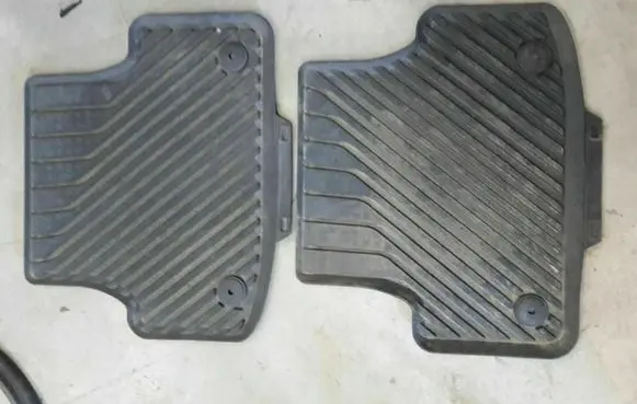 Audi A3 S3 8V Rear floor mat 8V5061512