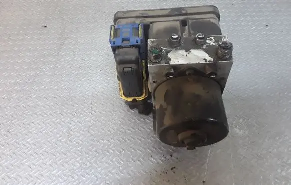 Citroen C5 ABS Pump 10096011403 9657061080