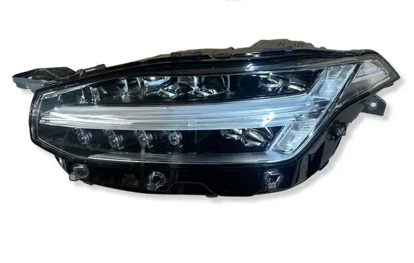 Volvo XC90 Headlight/headlamp 31655774