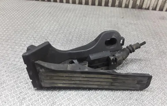 Volkswagen Touran I Accelerator throttle pedal 6PV00868900