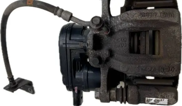 Hyundai Sonata DN8 Rear brake caliper L158237700