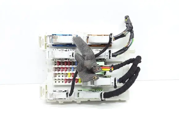 Volvo V40 Fuse module 31394135