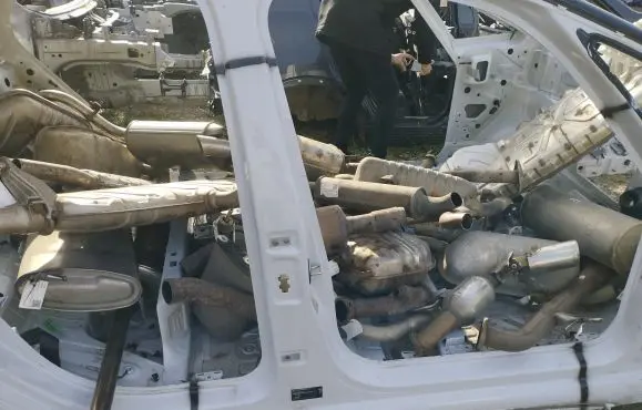 Volkswagen ID.3 Pillar (middle) 