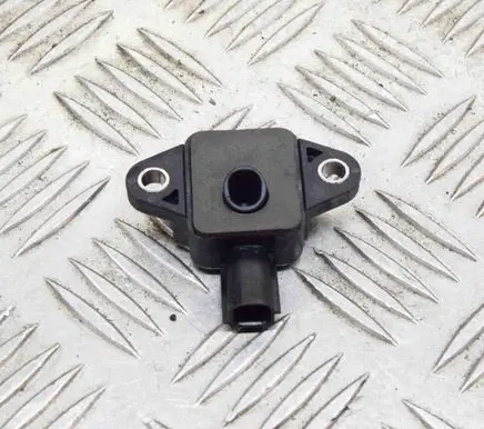Tesla Model S Airbag deployment crash/impact sensor 100527500A
