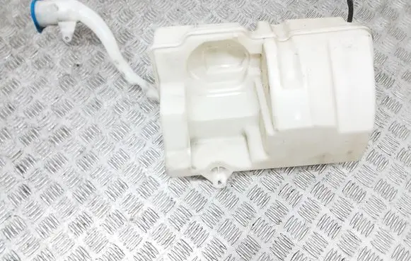 Volvo XC60 Windshield washer fluid reservoir/tank 30753424