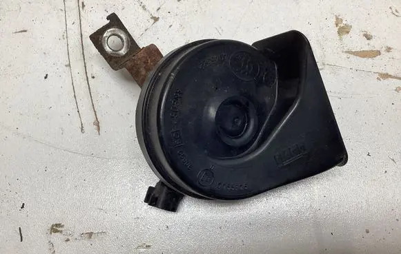 Nissan Qashqai Horn signal 0055306