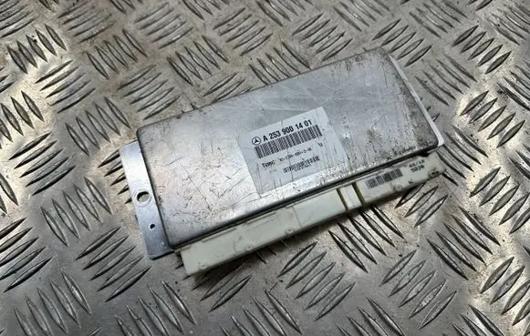 Mercedes-Benz GLC X253 C253 Air suspension control unit module (rear) A2539001401