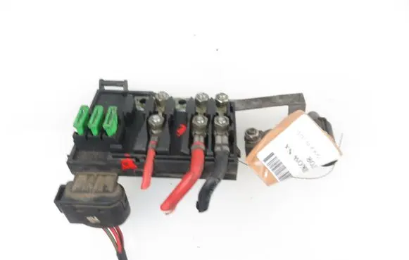 Volkswagen Golf IV Battery relay fuse 