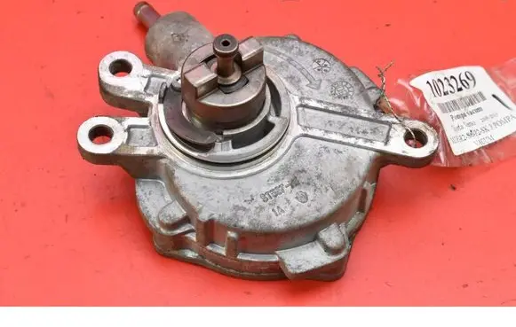 Toyota Avensis Verso Vacuum pump