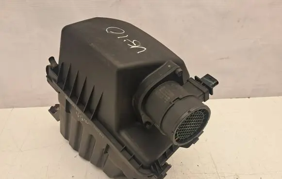 KIA Sportage Air filter box 281102Y300 281642A500