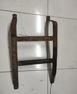 Honda FR-V Fuel tank mounting bracket 