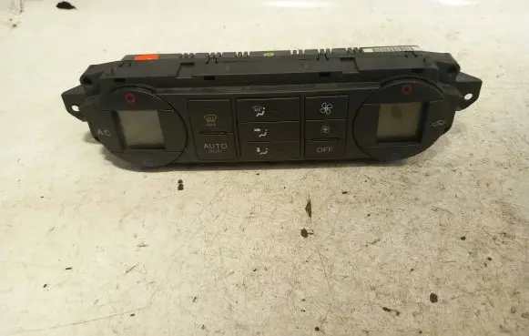Ford Focus C-MAX Climate control unit 3M5T18C612AH WNWA25468