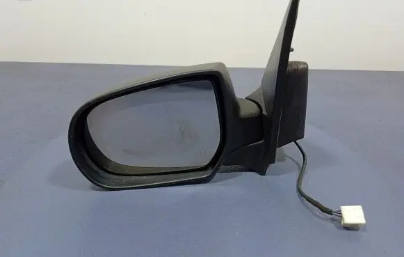 Mazda Tribute Front door electric wing mirror