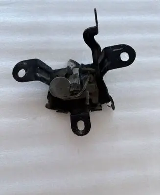 Toyota GT 86 Engine bonnet/hood lock/catch 57310CA011 57310CA010