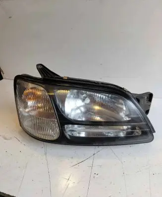 Subaru Outback Headlight/headlamp 10020653