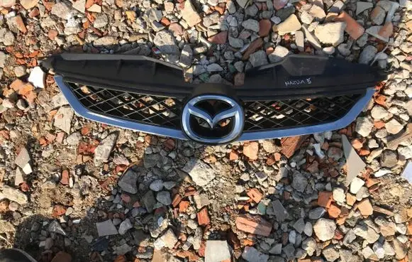 Mazda 5 Front bumper upper radiator grill 445566
