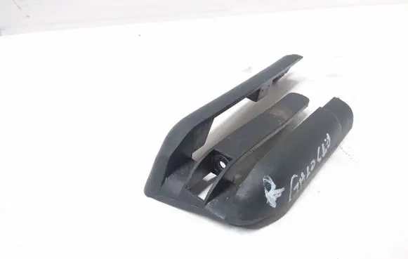 Opel Meriva A Rear seat rail trim cover 93329039