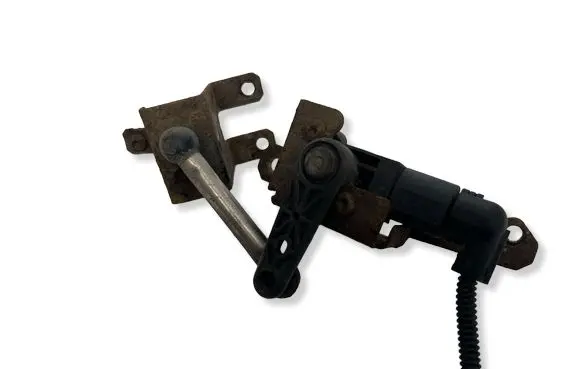 Audi Q3 8U Headlight/headlamp level sensor 