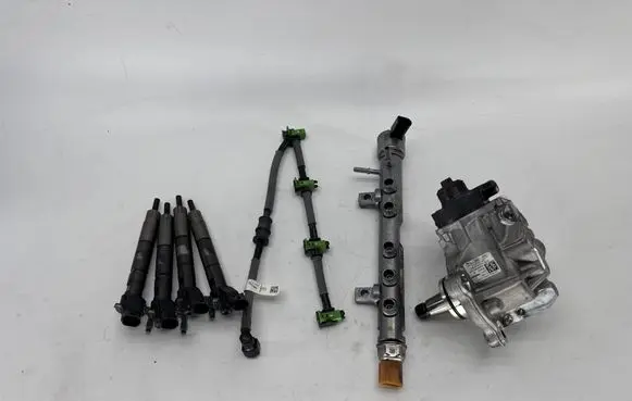 Jaguar XE Fuel pressure regulator M4D39B395AB M4D39K546AB M4D39D280AB