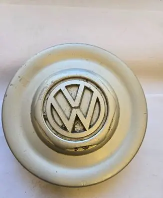 Volkswagen PASSAT B3 Original wheel cap 357601149