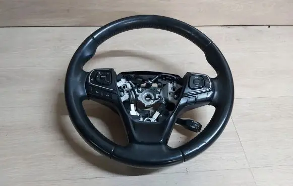 Toyota Avensis T270 Steering wheel T27LIFTKIEROWNICA