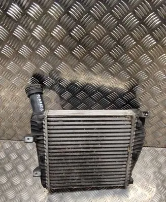 Volkswagen Touareg II Intercooler radiator S5028005 7P0145804A