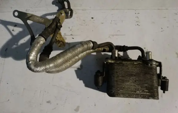 Mercedes-Benz SLS AMG Gearbox oil cooler pipe/hose 