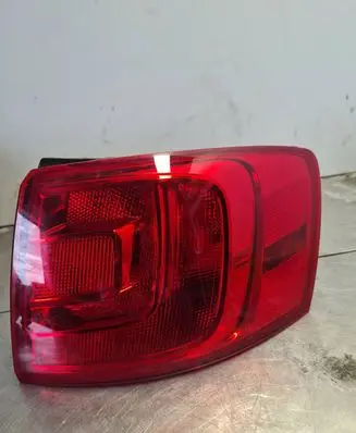 Volkswagen Jetta VI Rear/tail lights 5C6945096