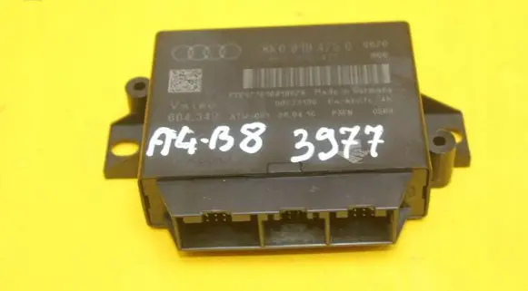 Audi A5 8T 8F Parking PDC control unit/module 8K0919475Q