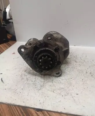 Skoda Fabia Mk1 (6Y) Starter motor 047911023G 443115141331