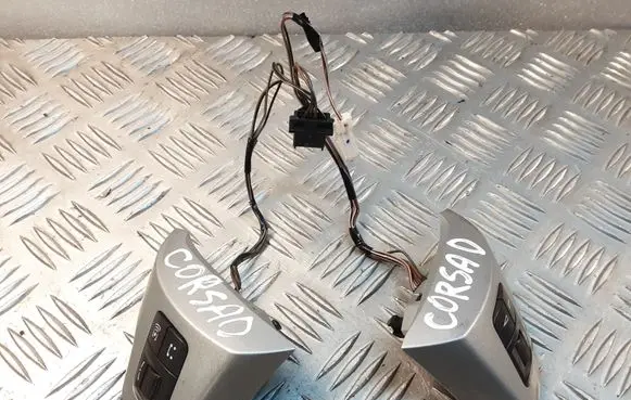 Opel Corsa D Multifunctional control switch/knob 13222332