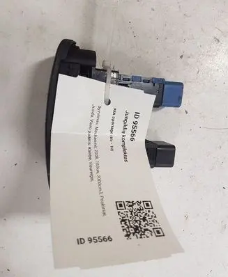 KIA Sportage A set of switches 621W05010