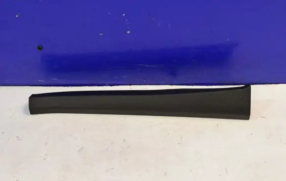 Porsche Cayenne (92A) (B) pillar trim (top) 7P0868237B