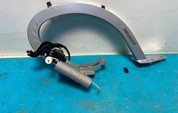 Jaguar XE Tailgate/trunk/boot hinge GX7342700AE GX73-42700-AE