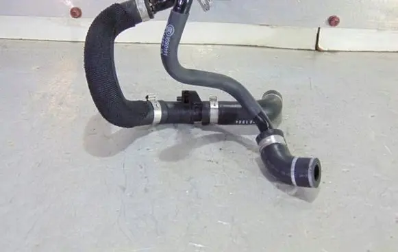 Audi Q7 4L Vacuum line/pipe/hose 4L0611931H