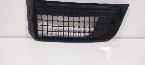 Land Rover Defender Fender grill N8B2280B11BA LR146278