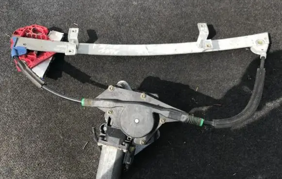 Ford Mondeo MK II Sliding door window regulator with motor