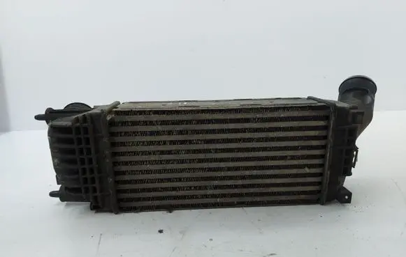 Citroen C5 Intercooler radiator 9657073480