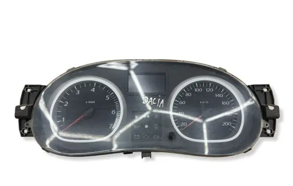 Dacia Duster Speedometer (instrument cluster) 216720407