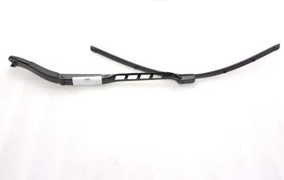 Mercedes-Benz GLE (W166 - C292) Front wiper blade arm A1668200240